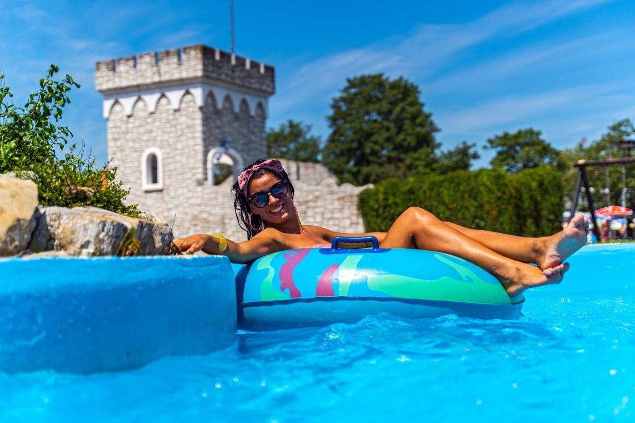Vakantiepark Pirate Bay - Terme Catez
